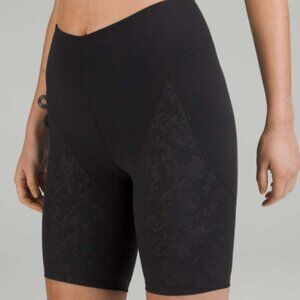 Lululemon Align Shorts in Black